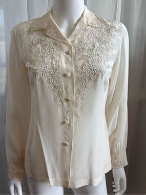 Vintage Peony Shanghai 100% Silk Hand Embroidered Cream Blouse 34